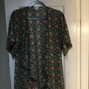 $5 SALE LuLaRoe Monroe kimono. EUC  pink & dusty green w/black fringe.